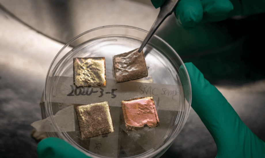 Новое кровельное покрытие, которое может сохранять в здании и тепло, и прохладу. Новости: 21 декабря 2021