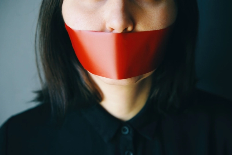 В Госдуму внесут проект закона о штрафах за призывы к ограничению прав женщин