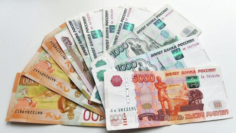 Стало известно, где в России средние зарплаты выше миллиона рублей